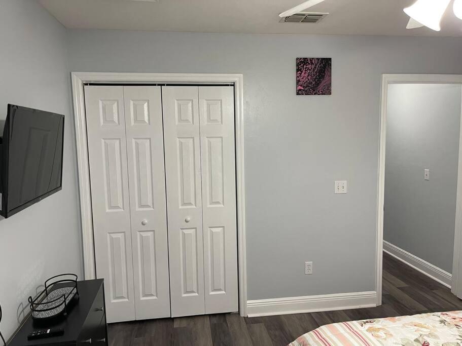 Cheerful 3-Bedrooms With Free Parking On Premises Tallahassee Eksteriør billede